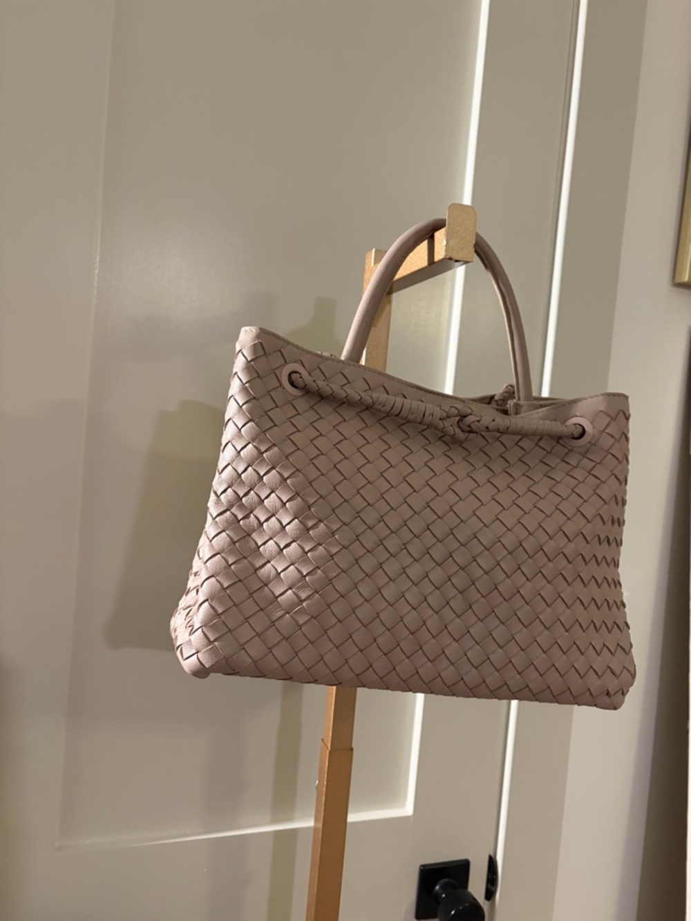 Woven Leather Tote Bag in Taupe - Quince Brand